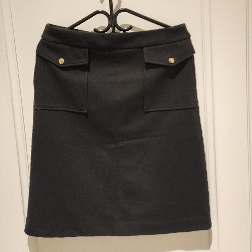 Premise skirt size 10